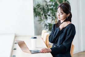 肩こり。デスクワーク